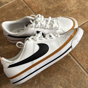 Nike Court Legacy Big Kid Shoes Size 6Y (fits women size 8)